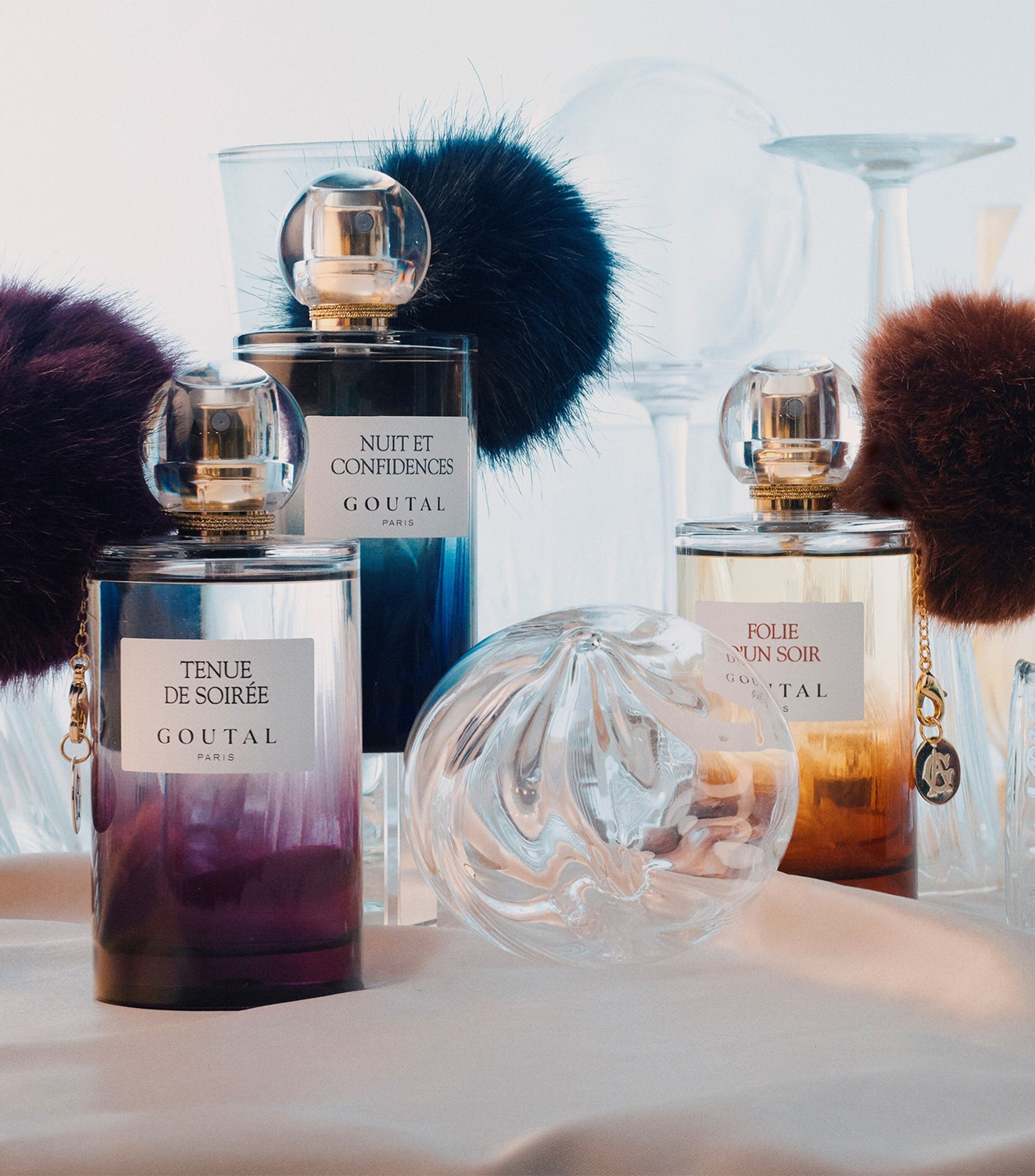 Annick Goutal Tenue de Soiree 1,5 ml 0,05 Oz. Offizieller Parfümproben-Parfümtester Annick Goutal Tenue de Soiree 1,5 ml 0,05 Oz. Offizieller Parfümproben-Parfümtester