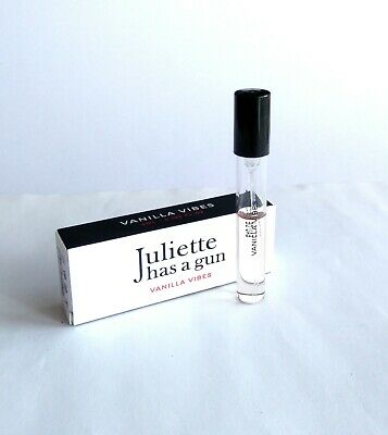 Juliette Has a Gun Vanilla Vibes 4 ml 0,135 fl. Unze. oz. hivatalos parfüm minta, Juliette Has a Gun Vanilla Vibes 4ml 0,135 fl. oz. oz. campione di profumo ufficiale, Juliette Has a Gun Vanilla Vibes 4ml 0,135 fl. oz. oz. Amostra oficial de Perfume,